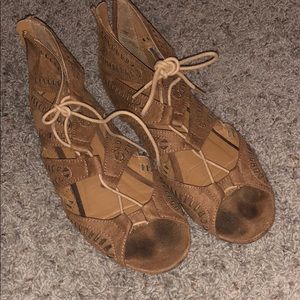 Rampage Gladiator Lace Up Sandals Size 6.5